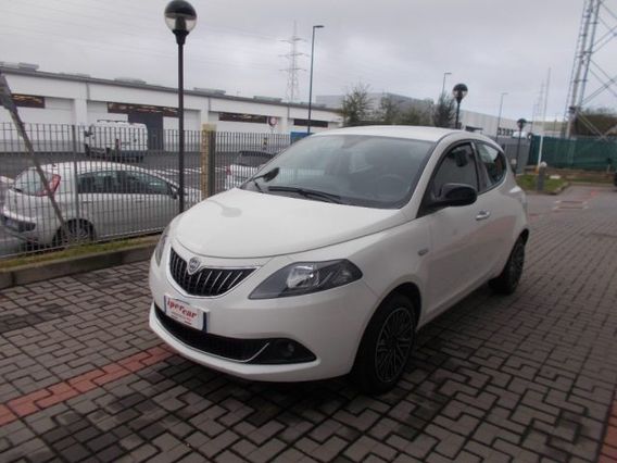 LANCIA Ypsilon 1.0 FireFly 5 porte S&S Hybrid Ecochic Gold