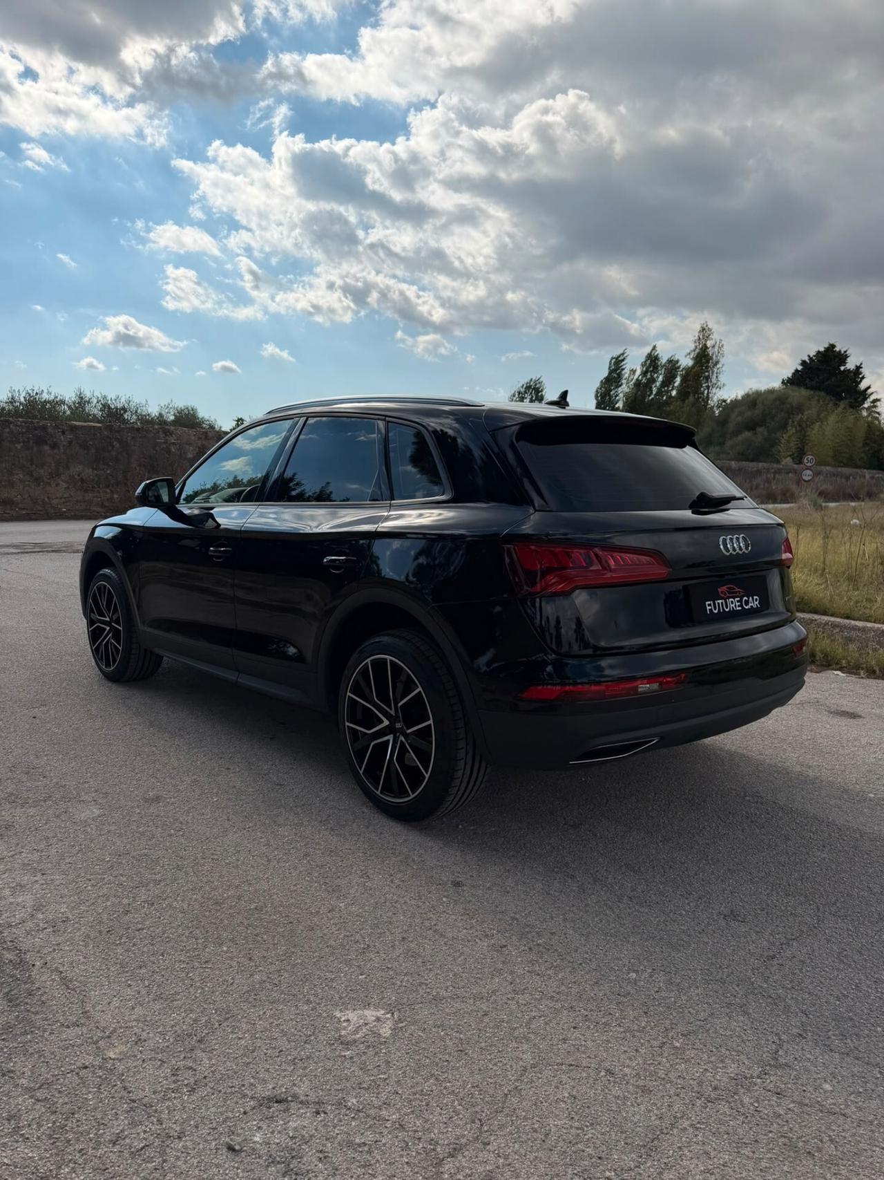 Audi Q5 35 TDI quattro S tronic Business Sport