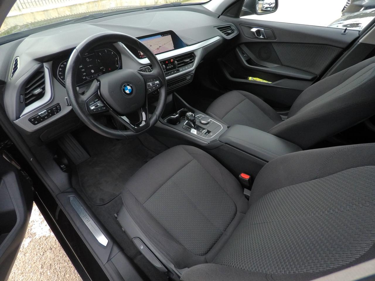 Bmw 116d 5p. Business Advantage Autom.