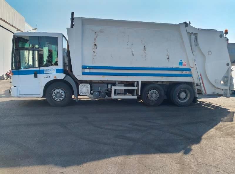 MERCEDES ECONIC 2628 COMPATTATORE CON VOLTACASSONETTI POST.
