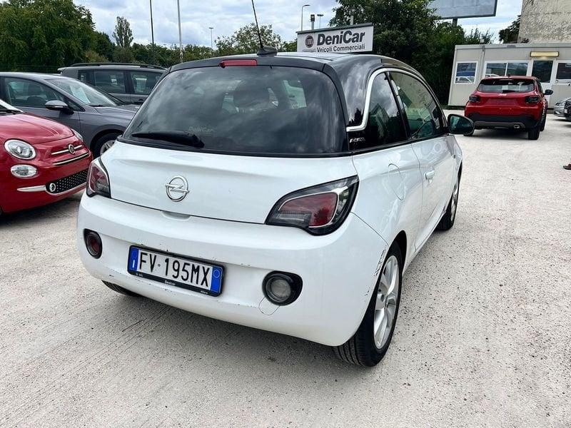 Opel Adam 1.2 70 CV Glam