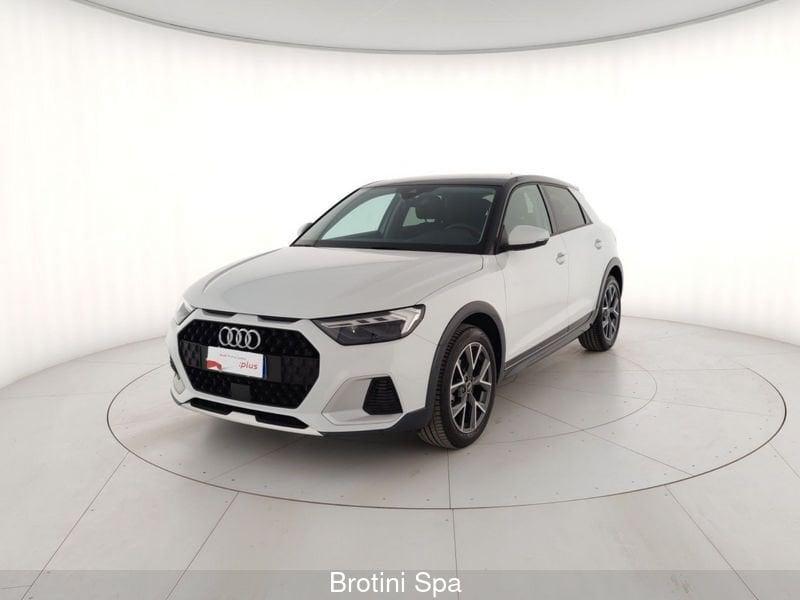 Audi A1 citycarver 30 TFSI S tronic Admired