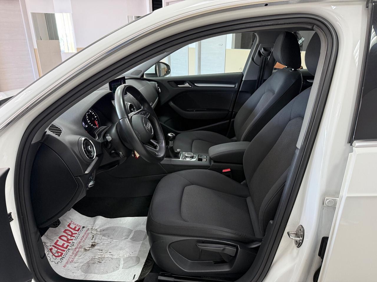 Audi A3 1.6 TDI 116 CV Sport 5 Porte Manuale