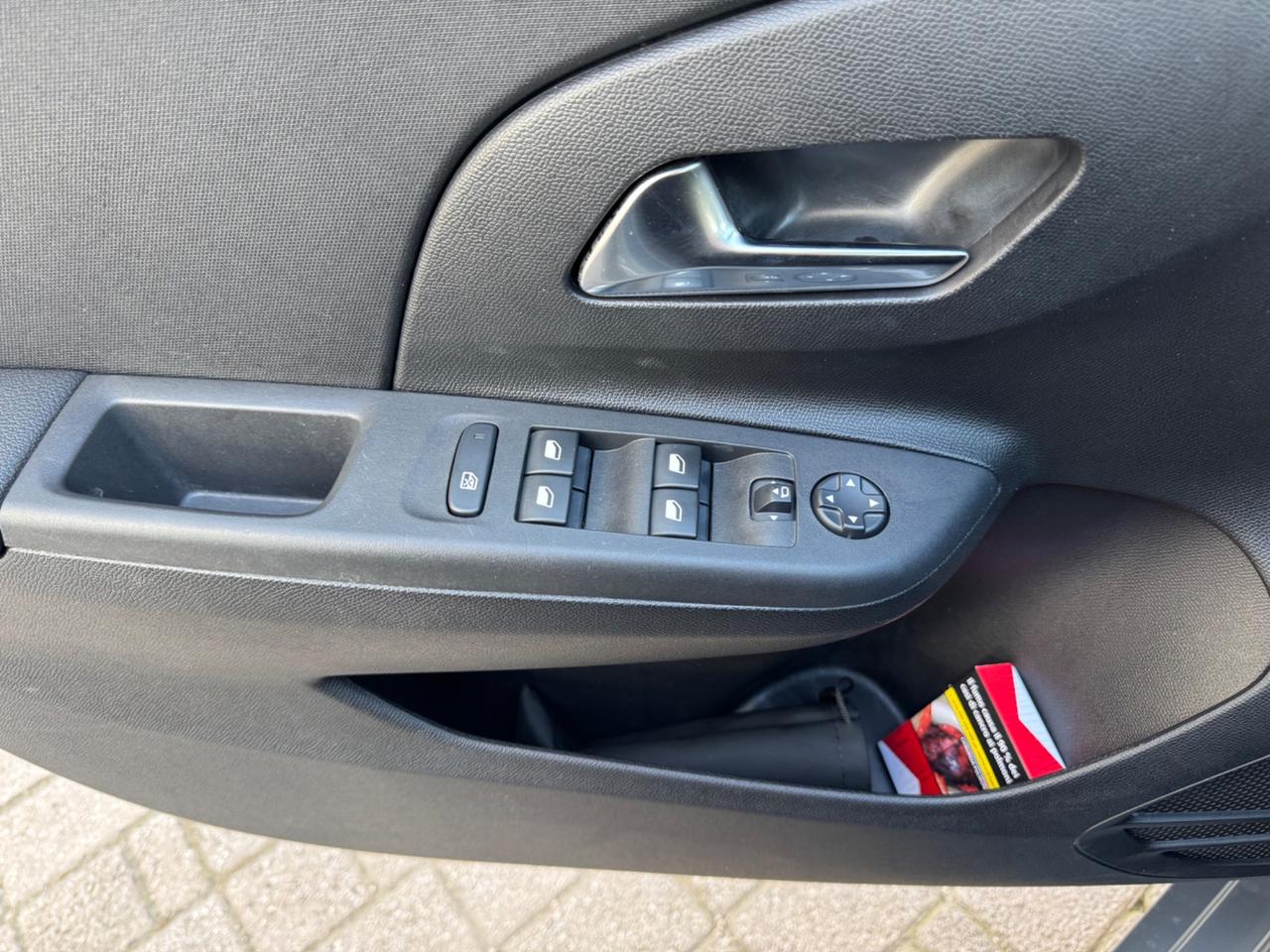 Opel Corsa 1.2 75cv
