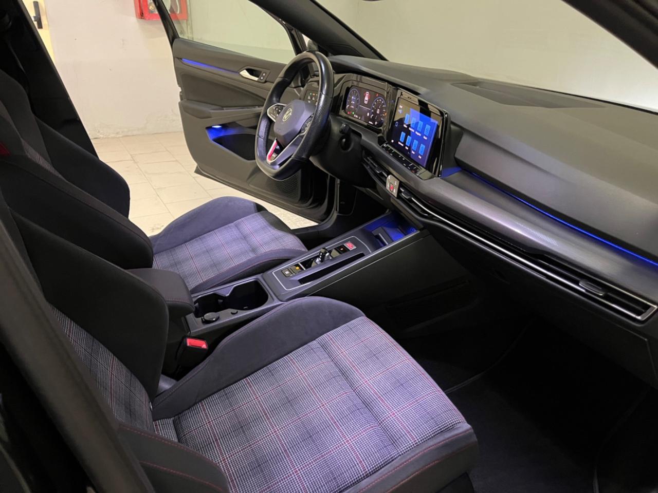 Volkswagen Golf 8 GTI 2.0 TSI DSG * PREZZO REALE