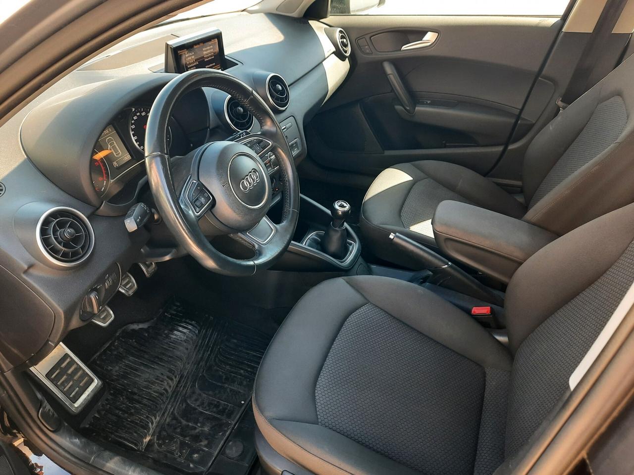 Audi A1 SPB 1.6 TDI 116 CV Admired