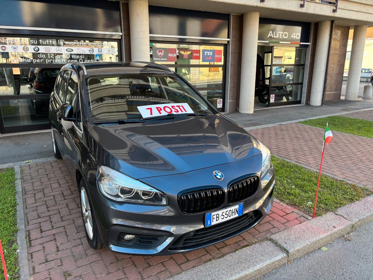 Bmw 2er Active Tourer 220d xDrive Luxury aut. - 7 POSTI - 4X4