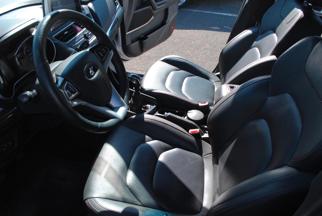 DR4 1.6 BENZ/GPL 114 CV