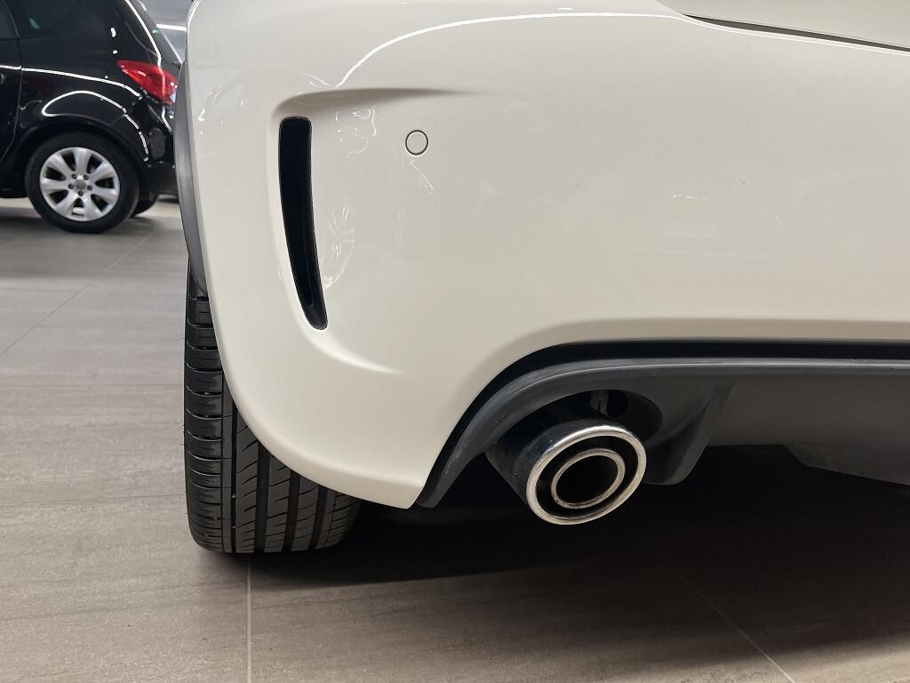 Abarth 500 1.4 Turbo 140CV