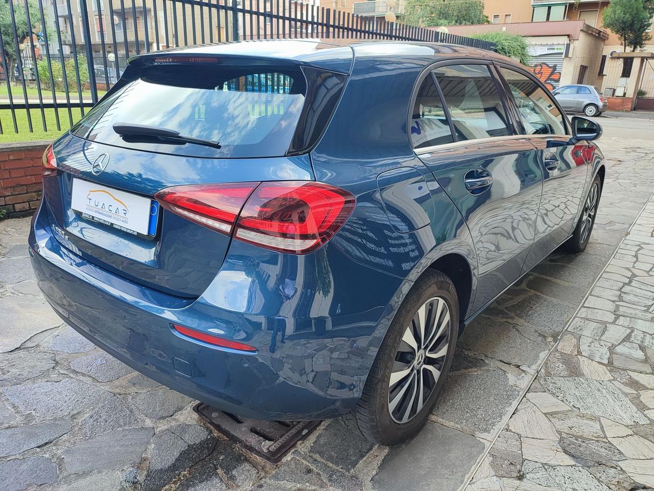 Mercedes-Benz A 250 E PHEV (EQ-Power) - Bus #11194