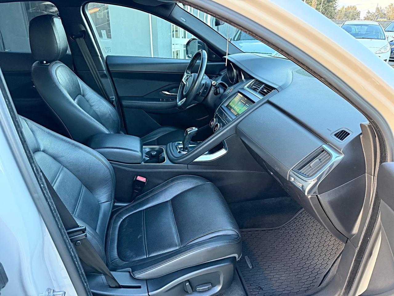 Jaguar E-Pace 2.0D 180 CV AWD aut. First Edition