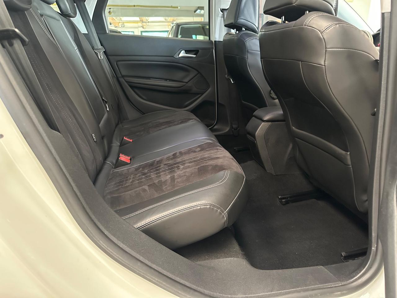 Peugeot 308 PureTech Turbo 130 S&S SW Allure