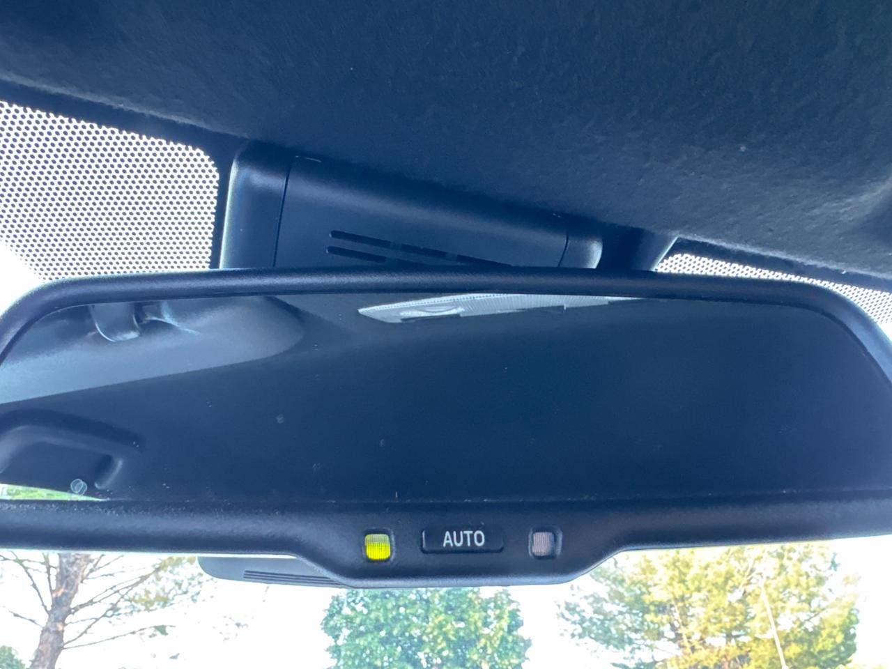 Toyota Yaris 1.5 Hybrid Trend Blue Edition