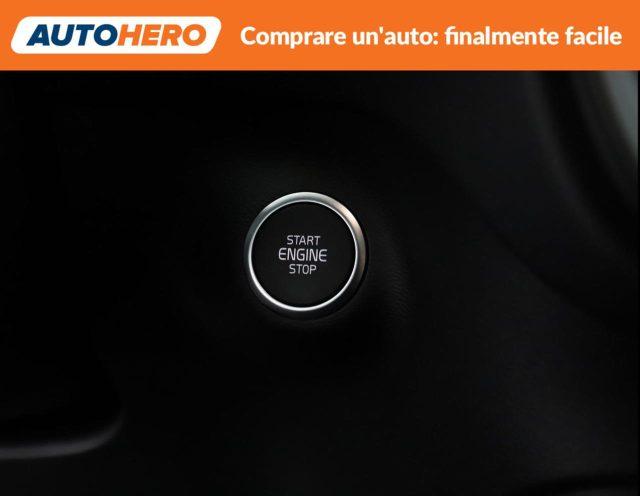 VOLVO XC40 B3 automatico Essential