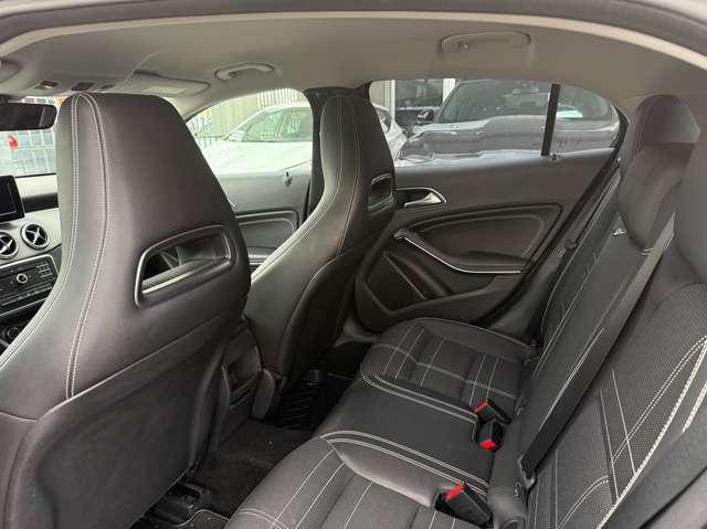Mercedes-Benz GLA 180 GLA 180 D / EURO 6