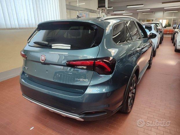 Fiat Tipo SW 1.5 130CV HYBRID CROSS CAMBIO AUTOMATICO