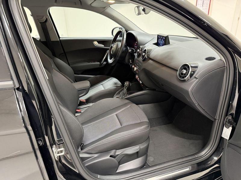 Audi A1 A1 SPB 1.0 TFSI ultra S tronic Sport