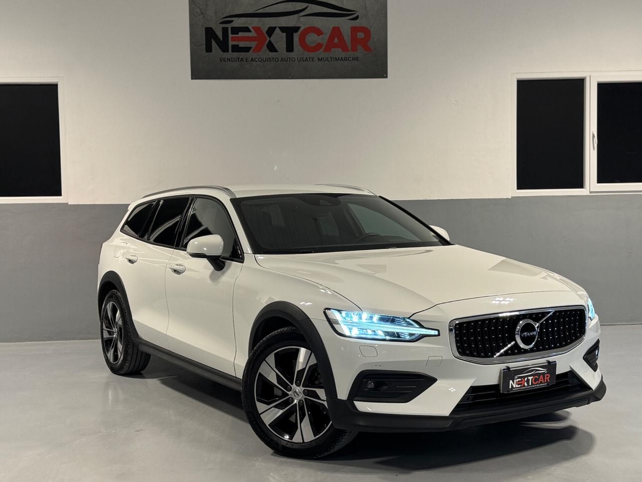 Volvo V60 Cross Country D4 AWD Automatico !