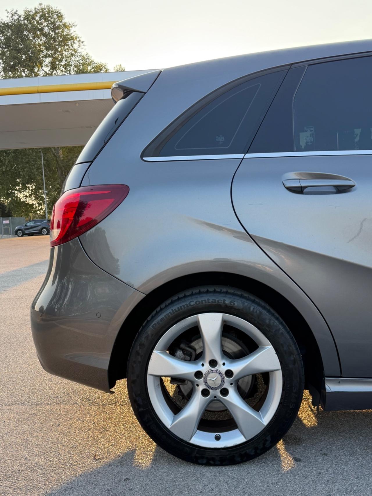 Mercedes-benz B 200 d Automatic 4Matic Premium