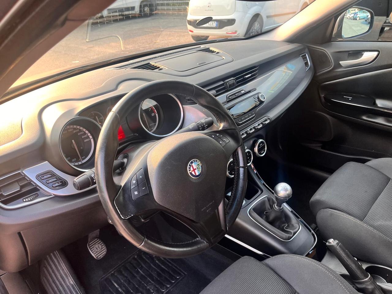 Alfa Romeo Giulietta 1.4 Turbo MultiAir Distinctive