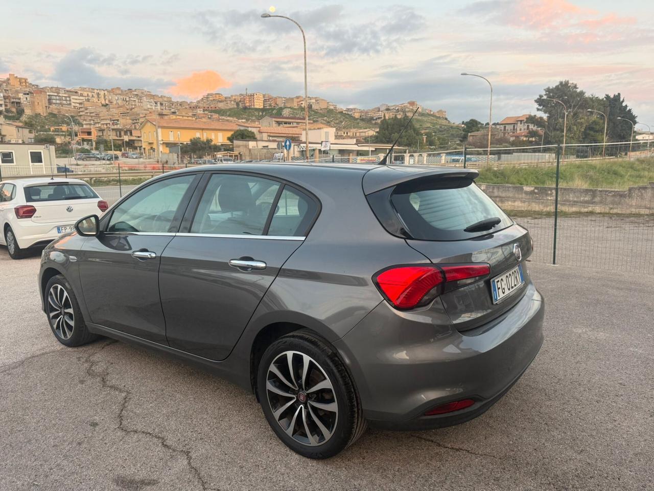 Fiat Tipo 1.6 Mjt S&S 5 porte Lounge