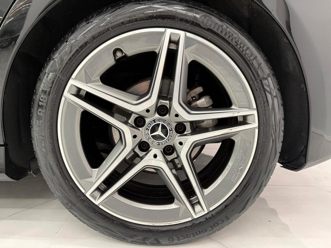 Mercedes-benz A 180 d AMG Premium