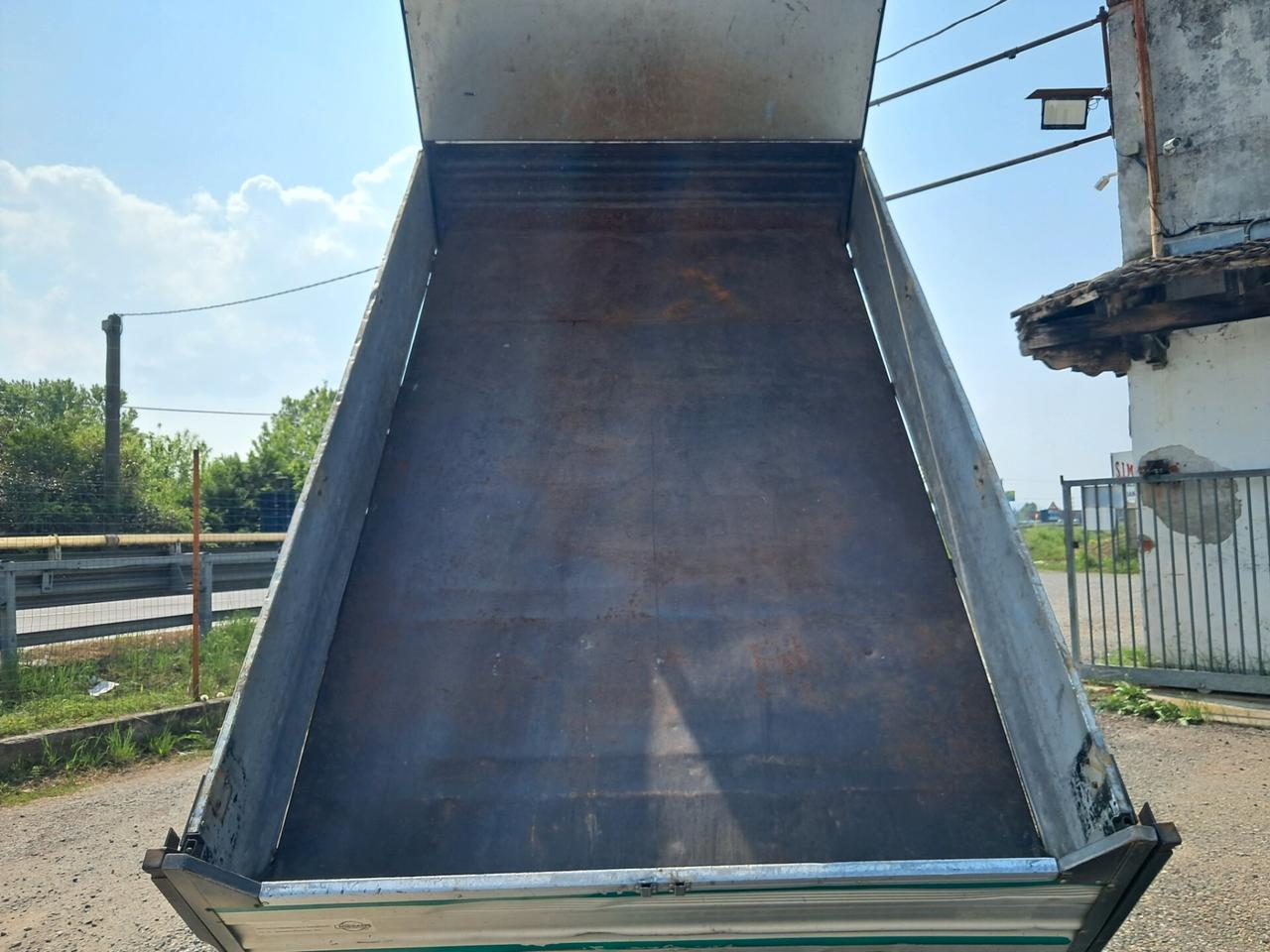 CABSTAR 3.0 RIBALTABILE TRILATERALE