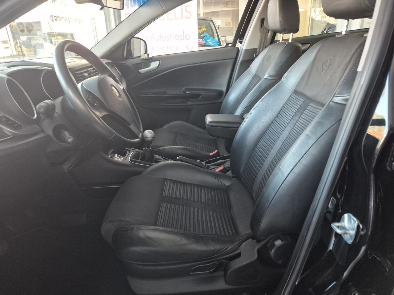 Alfa Romeo Giulietta 1.6 MULTIJET *** EXCLUSIVE *** FULL OPTIONALS