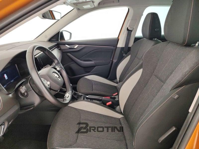 Škoda Kamiq 1.0 TSI 110cv BLACK DOTS