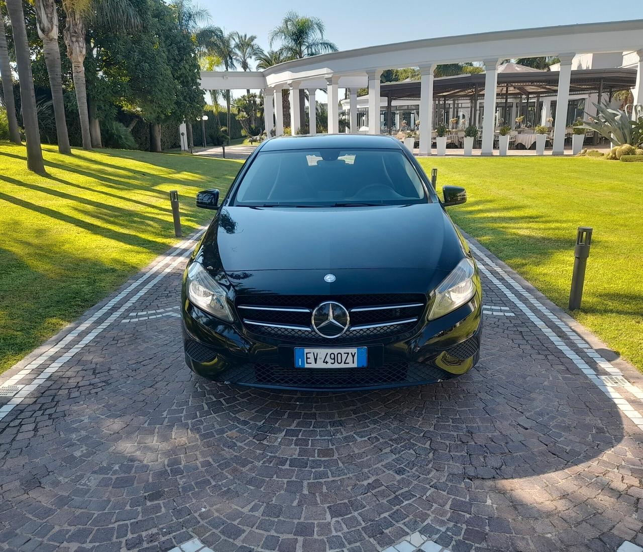 Mercedes-Benz A 180d Sport 1.5 dCi 110cv Automatic