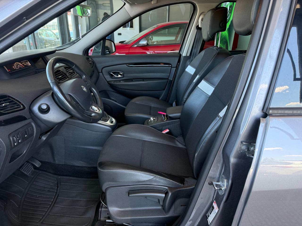 Renault Scenic Scénic XMod 1.5 dCi 110CV EDC Live