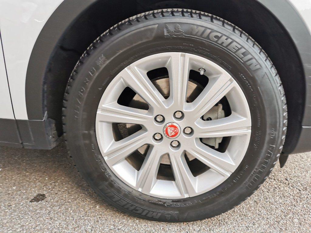 JAGUAR E-Pace (X540) E-Pace 2.0D 150 CV A...