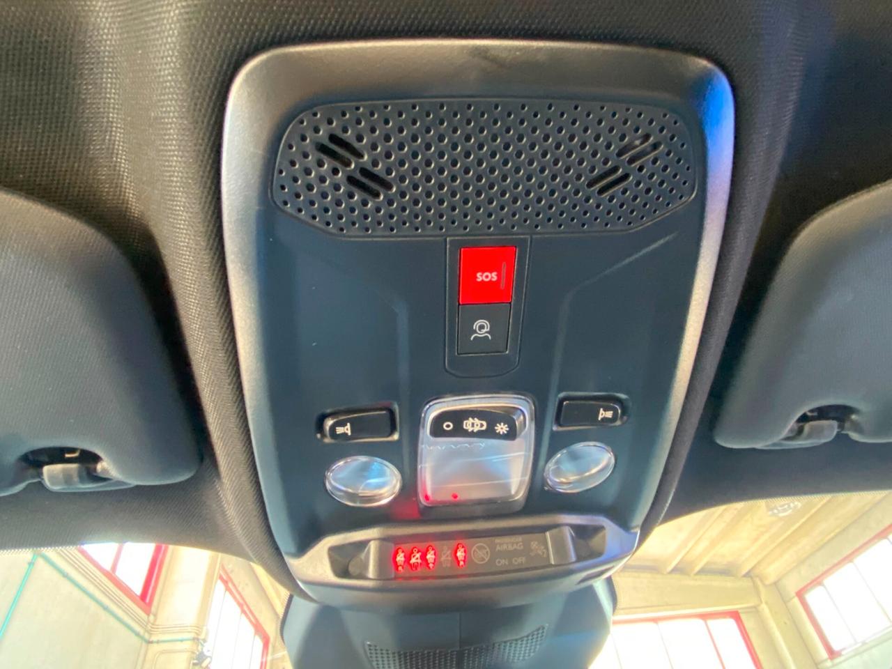 Peugeot 2008 PureTech 100 S&S Allure