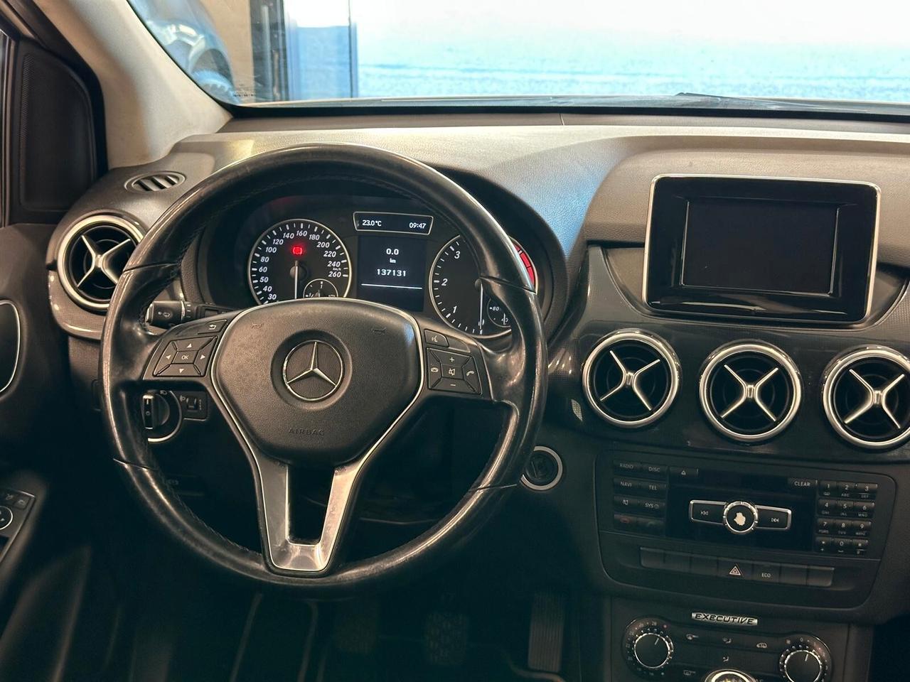Mercedes-benz B 180 CDI BlueEFFICIENCY Executive