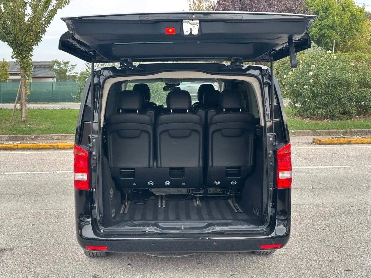 Mercedes-benz 8 POSTI 119 CDI LONG TOURER AUTO