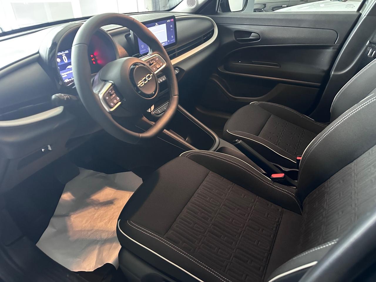 Fiat 600 Hybrid 110 CV DCT MHEV La Prima II