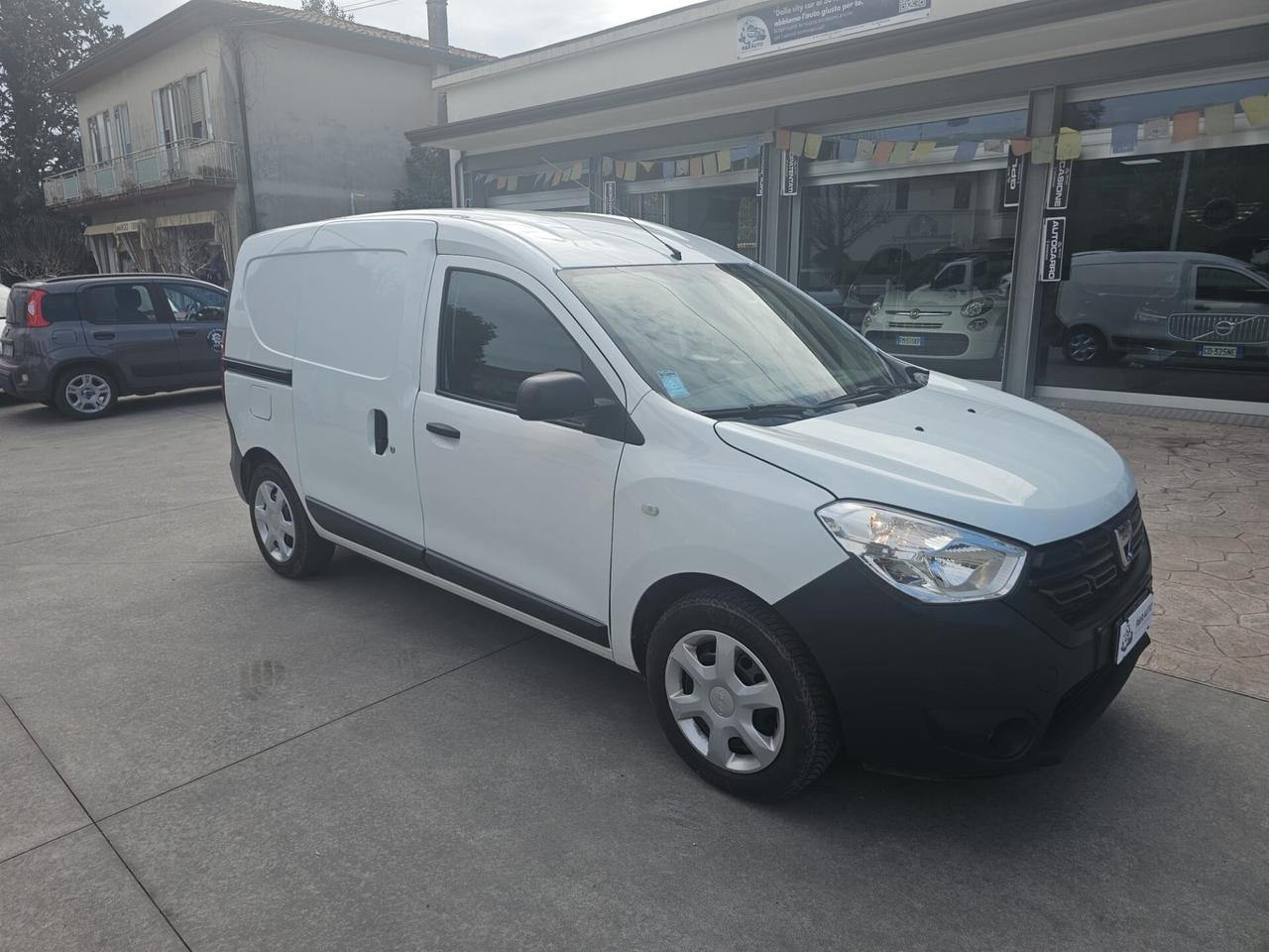 DACIA DOKKER / 2012 / 4P / VETT. FURGONATA DOKKER VAN 1.6 GPL SeS