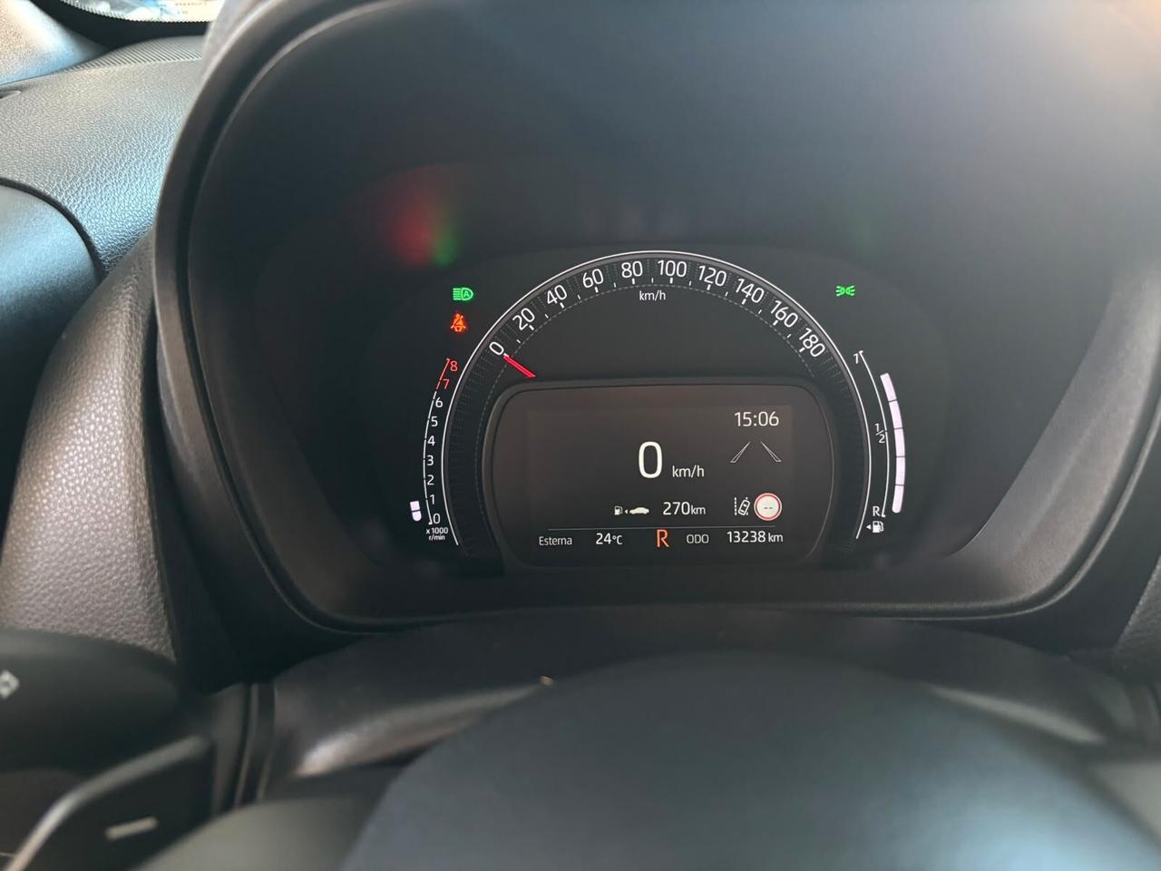 Toyota Aygo X 1.0 VVT-i 72 CV 5 porte Lounge Air S-CVT