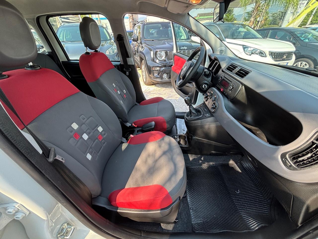 FIAT PANDA 1.2BENZ LOUNGE 2016