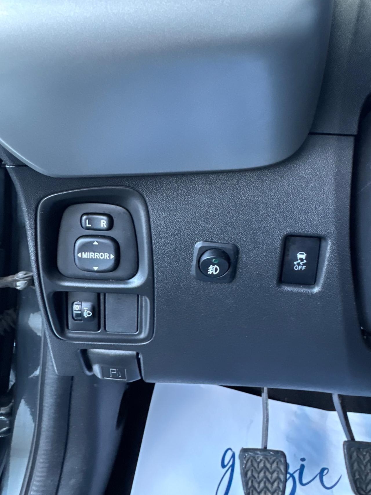 Toyota Aygo 1.0 VVT-i 69 CV 5 porte x-play