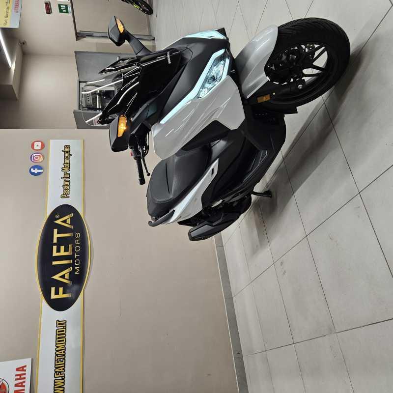 Honda Forza 350 - 2026