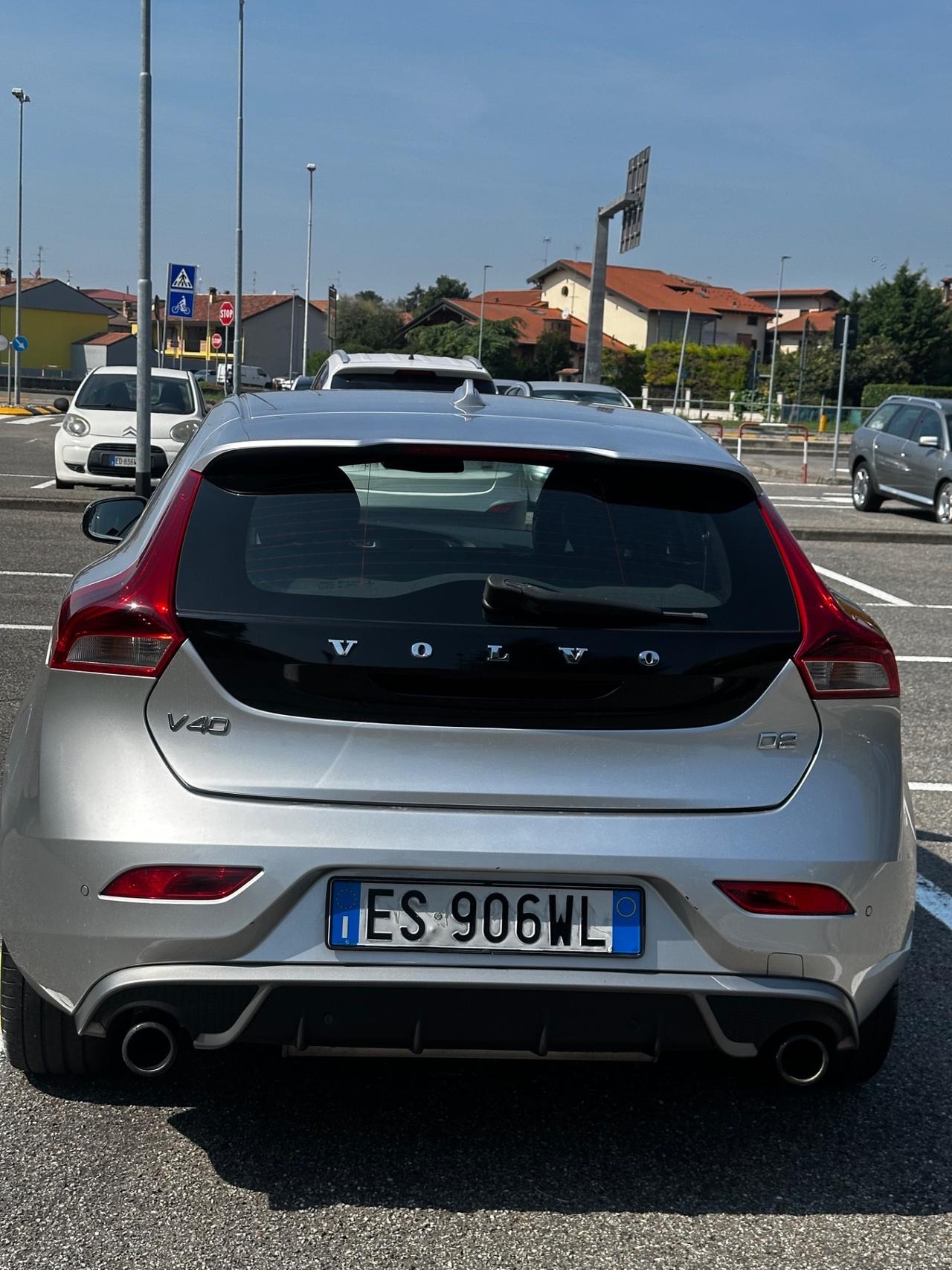 Volvo V40 D2 1.6 Summum