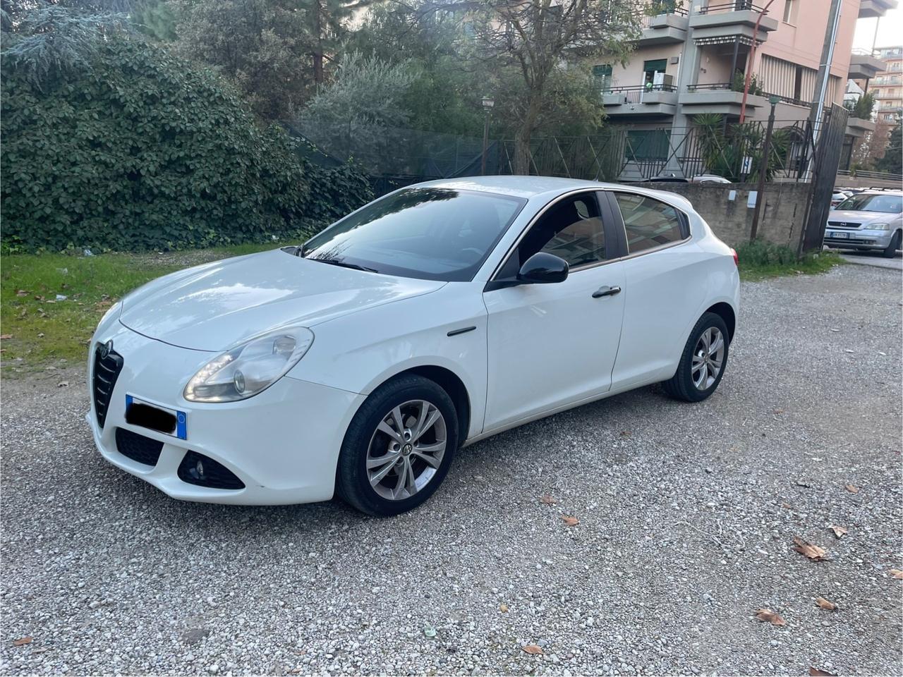 Alfa Romeo Giulietta 1.6 JTDm-2 105 CV Distinctive