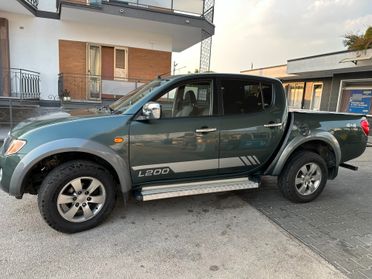 Mitsubishi L200 2.5 DI-D/136CV Double Cab Insport