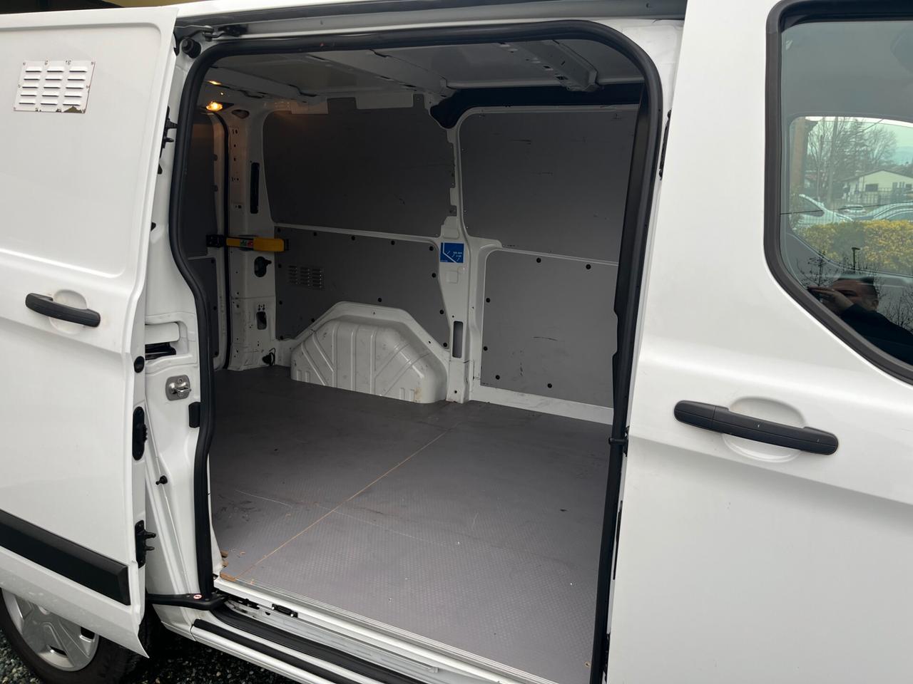 Ford TANSIT CUSTOM 2.0 TDCI **08/2021**KM 135428**