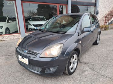 Ford Fiesta 1.2 16V 5p. Ghia