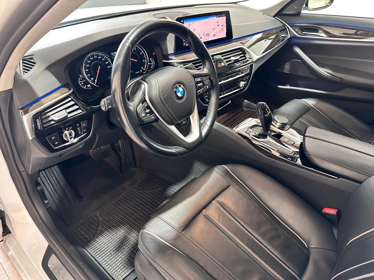 Bmw 530 530d xDrive Luxury - BERLINA - UNICO PROP.