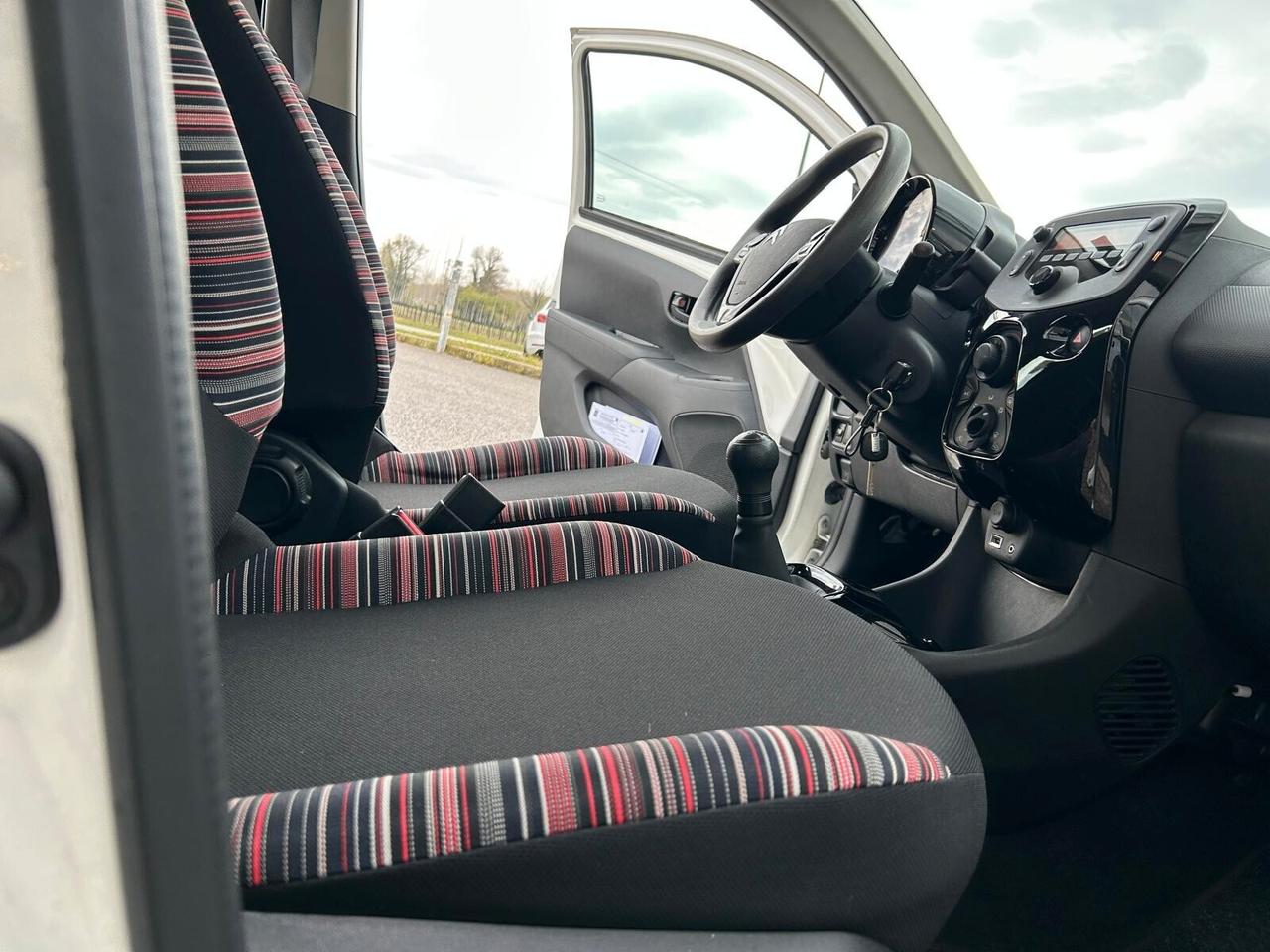 Citroen C1 FEEL 1.0 VTi 72 5 porte SPOTICAR
