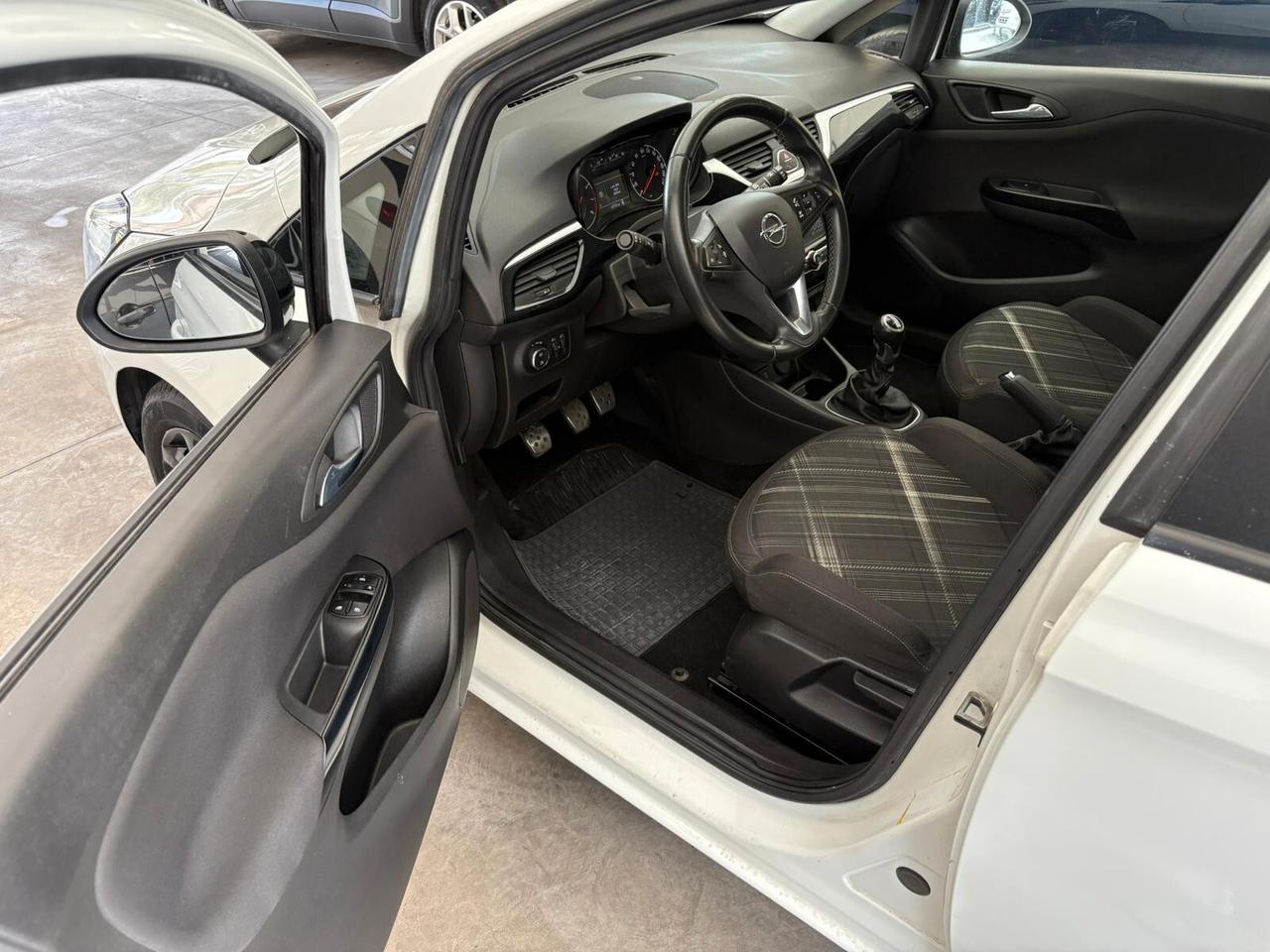 Opel Corsa 1.4 90CV GPL Tech 5 porte b-Color