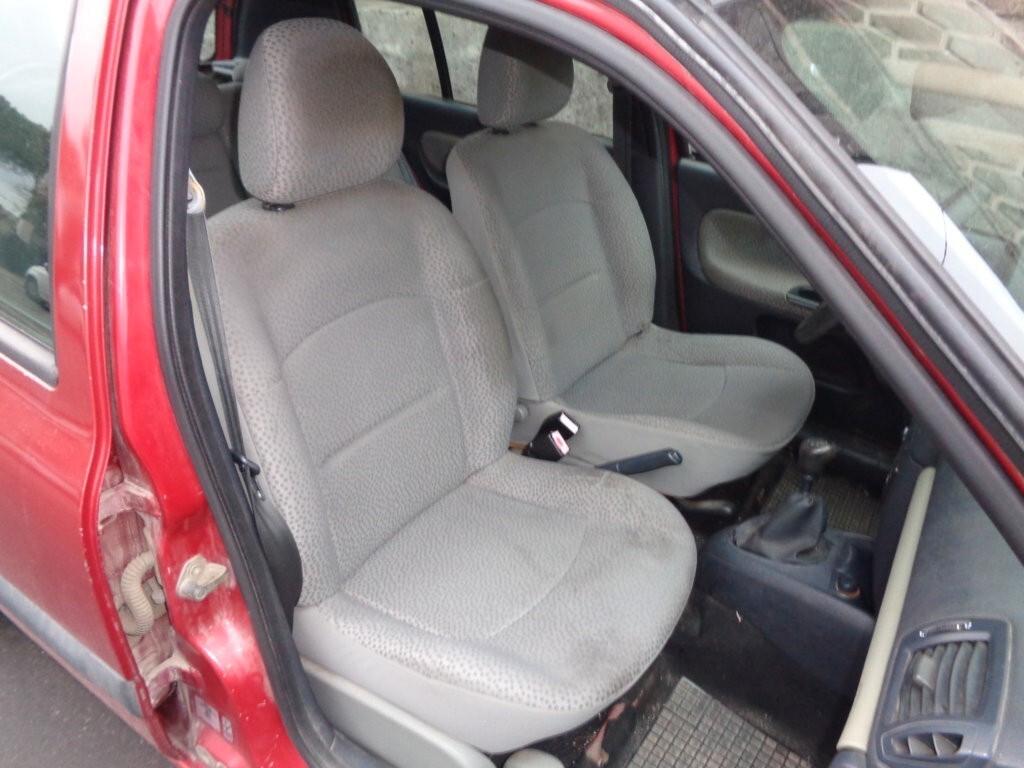 Renault Clio 1.2 cat 5 porte Confort Authentique